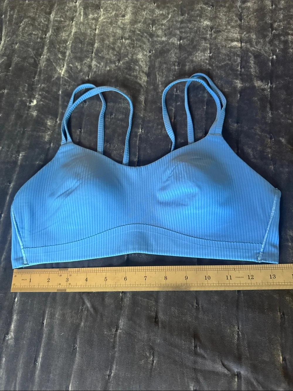 lululemon like a cloud ribbed  bra — size 6 Blue